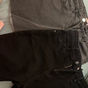 two mid length denim short（new without tag）
